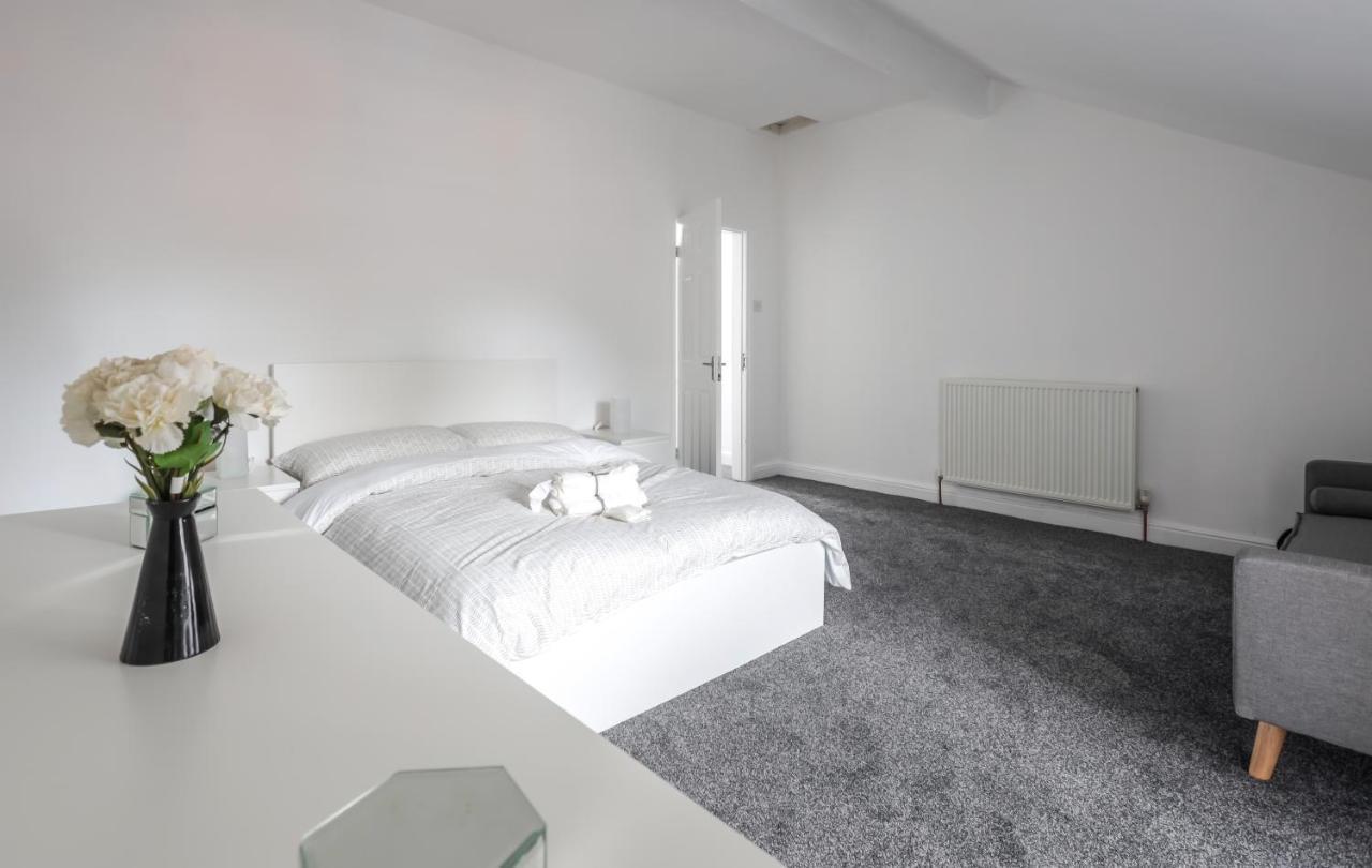 Spacious 4 Bed House In Birmingham, Suitable For Contractors Esterno foto